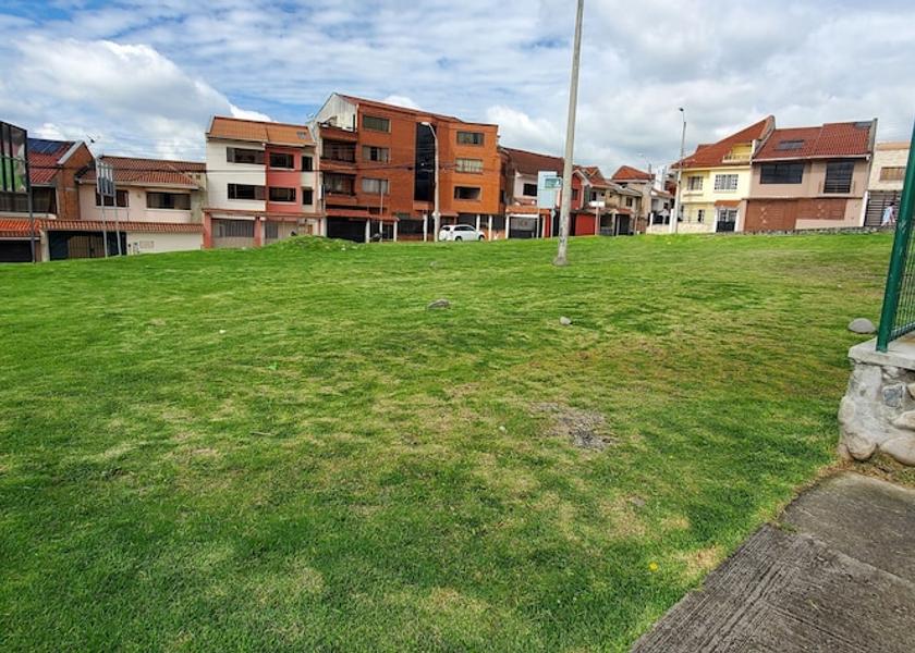 Azuay Cuenca Exterior Detail