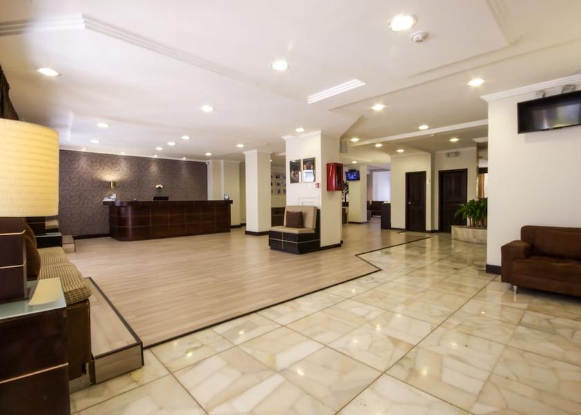 Azuay Cuenca Lobby