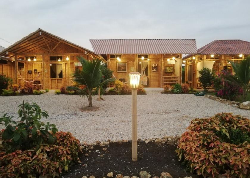 Santa Elena Manglaralto Facade