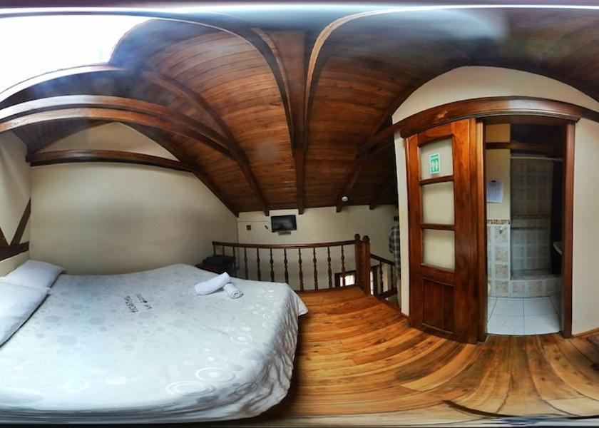  Sangolqui Room