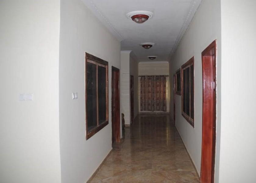  Adenta Interior Entrance