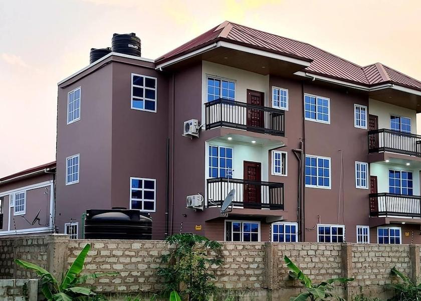 Adenta Exterior Detail