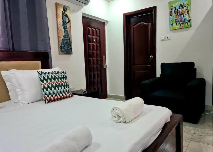  Adenta Room