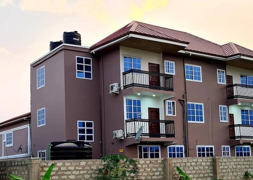  Adenta Exterior Detail