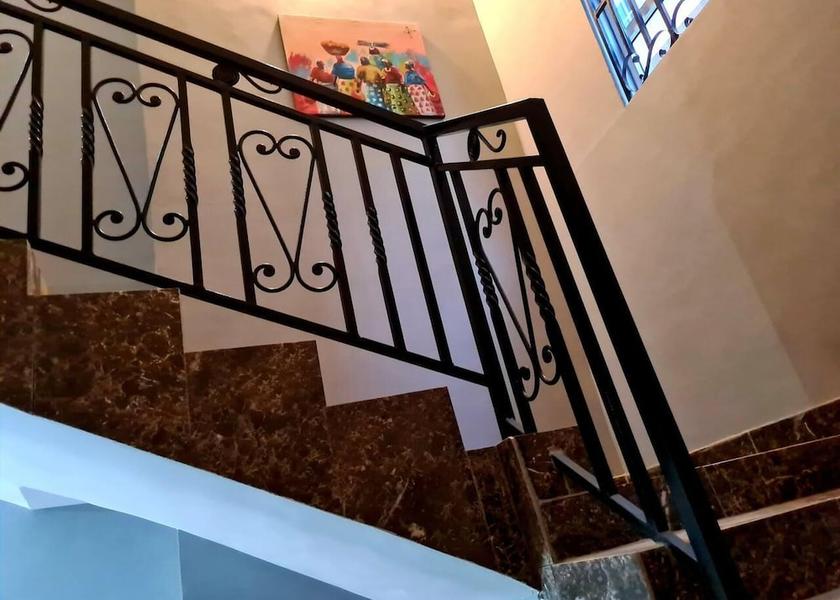  Adenta Interior Entrance