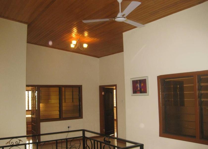  Adenta Interior Entrance