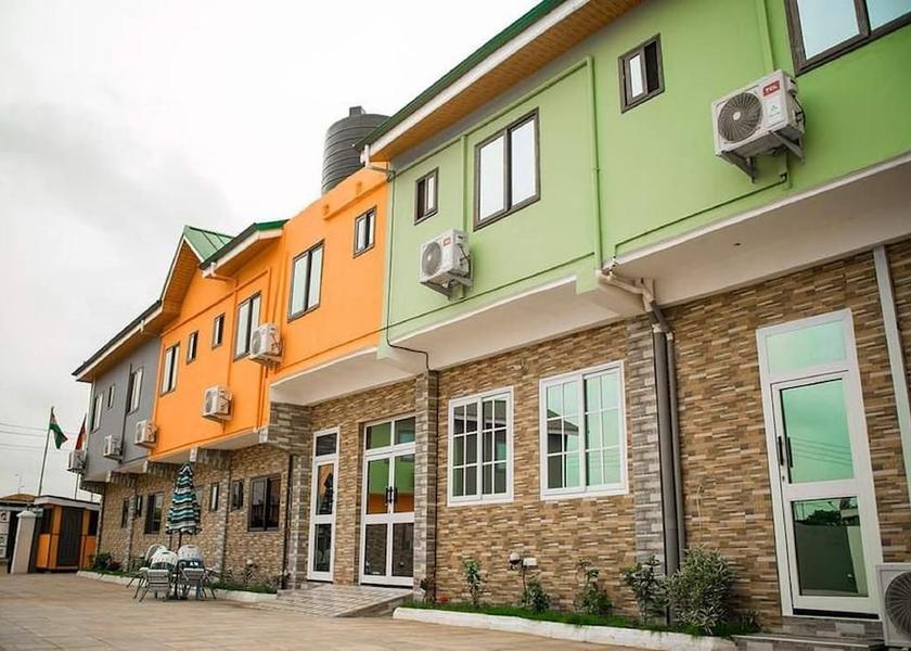  Adentan Facade