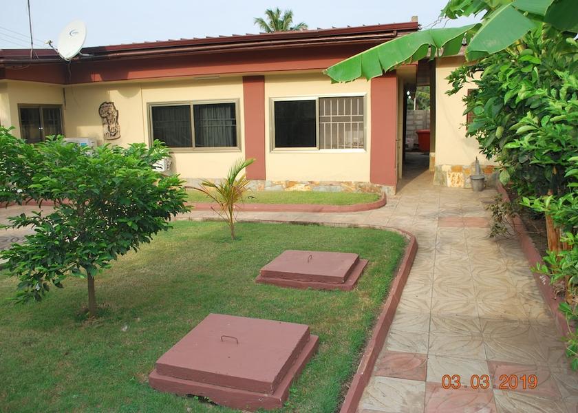  Adentan Garden