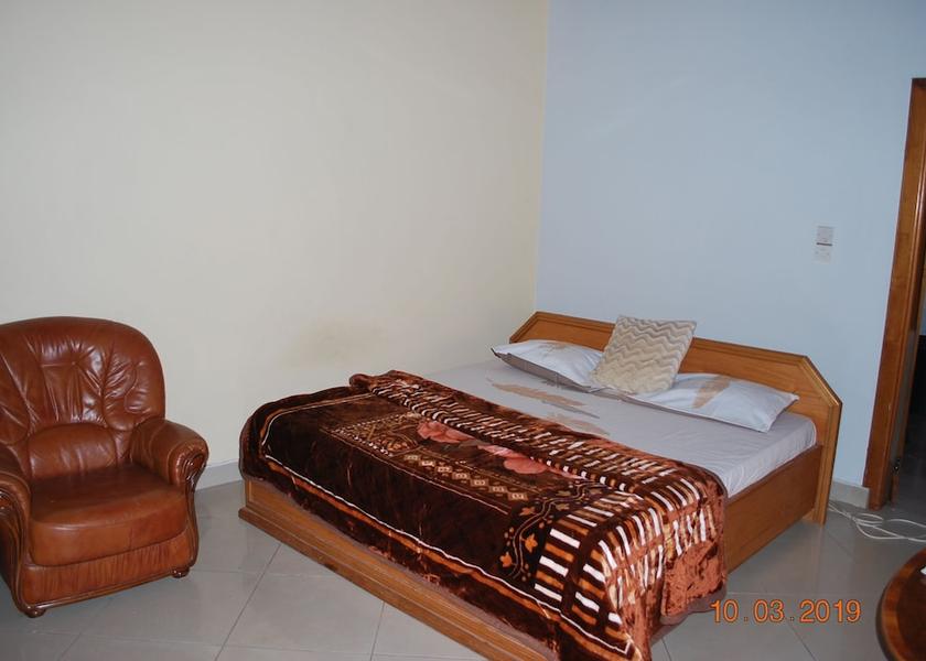  Adentan Room