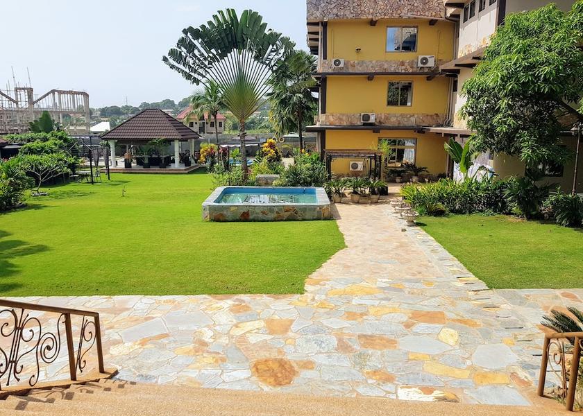  Kumasi Exterior Detail
