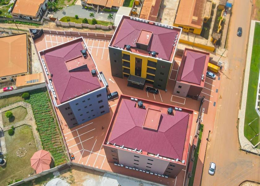  Kumasi Exterior Detail