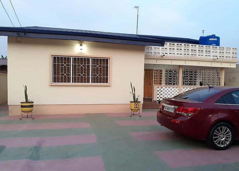  Kumasi Exterior Detail