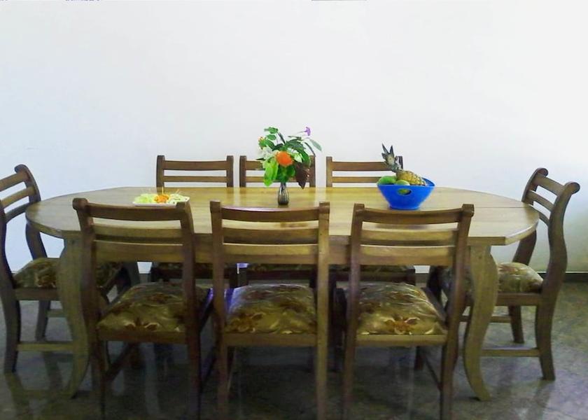  Elmina Dining Area