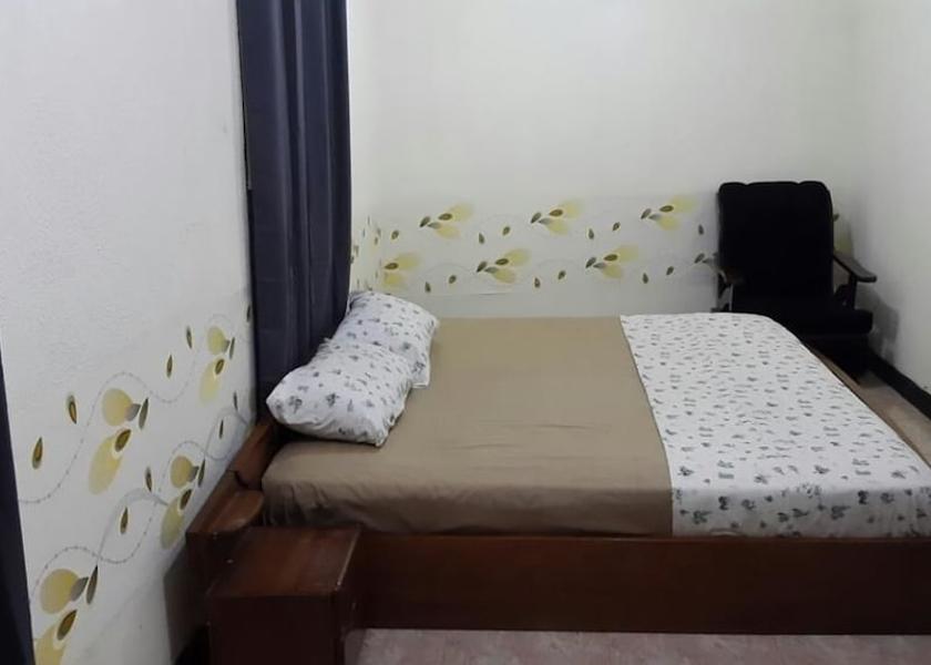  Accra Room
