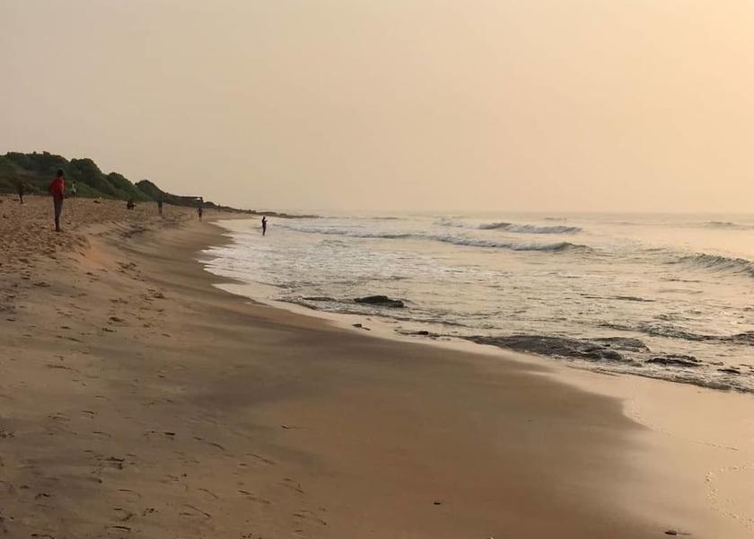  Accra Beach