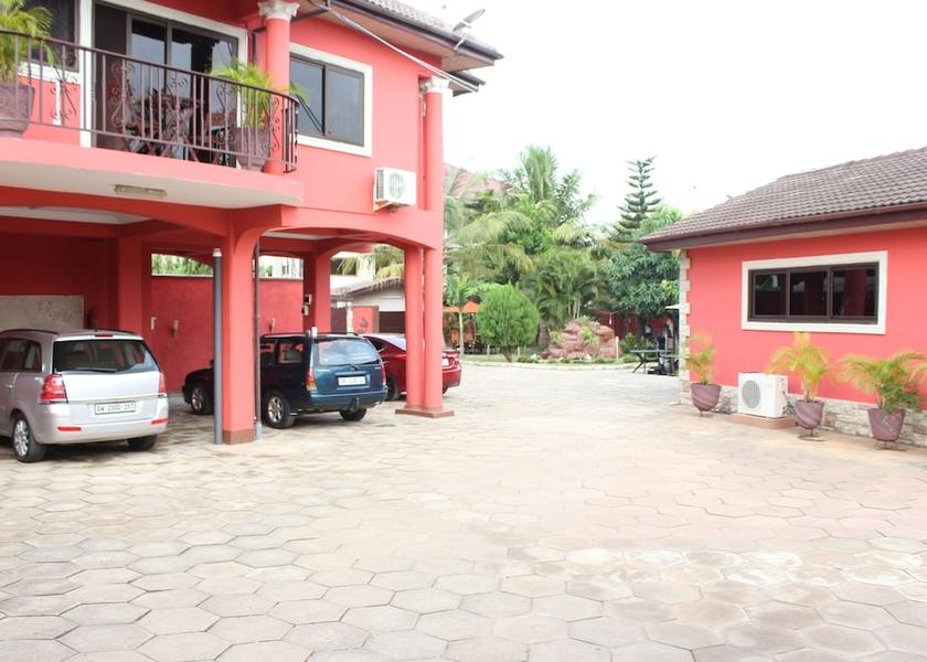  Accra Interior Entrance