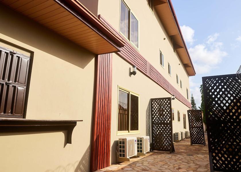  Accra Exterior Detail