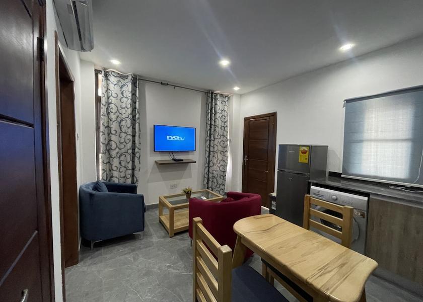  Accra Living Area