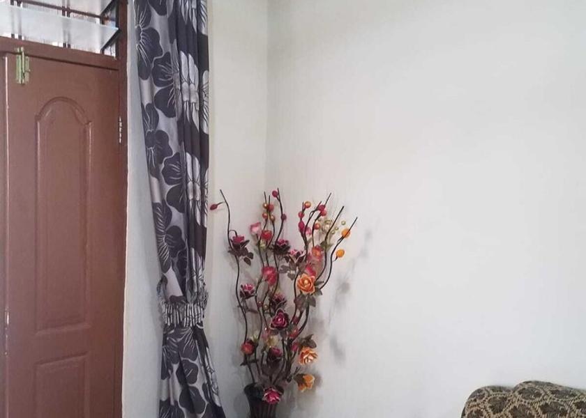  Koforidua Interior Entrance