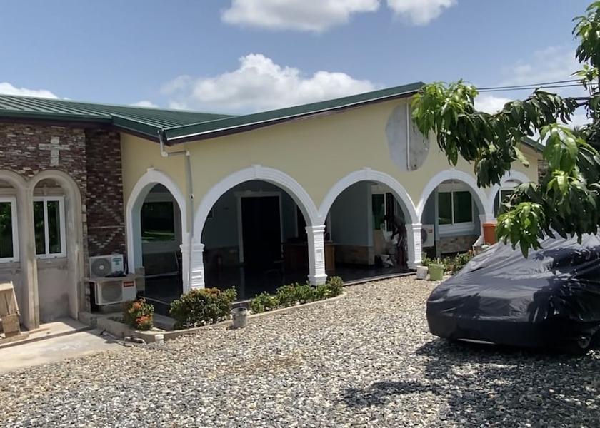  Koforidua Exterior Detail