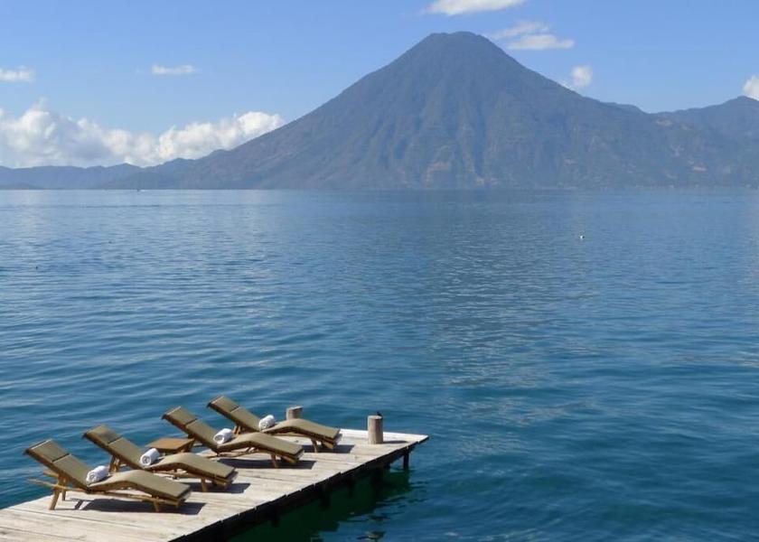 Solola Santa Cruz La Laguna Room