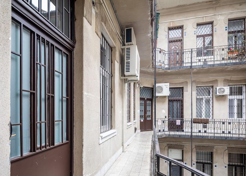  Budapest Interior Entrance