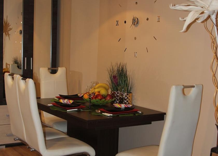  Debrecen In-Room Dining