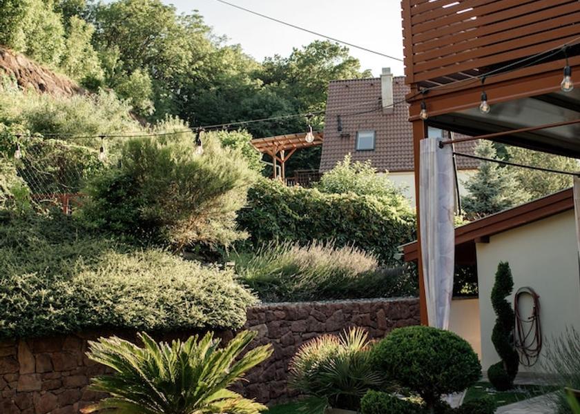  Balatonalmadi Exterior Detail