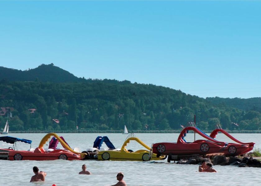  Balatonfured Lake