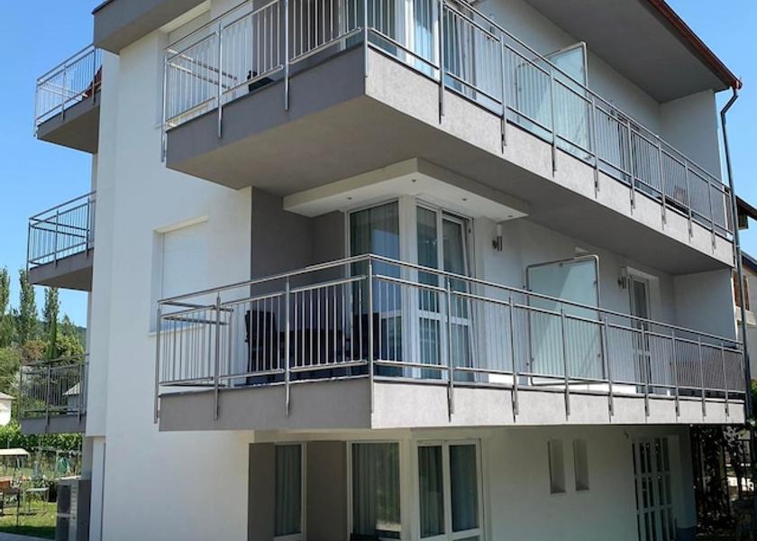  Balatonfured Exterior Detail