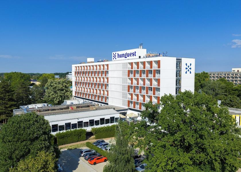  Hajduszoboszlo Exterior Detail