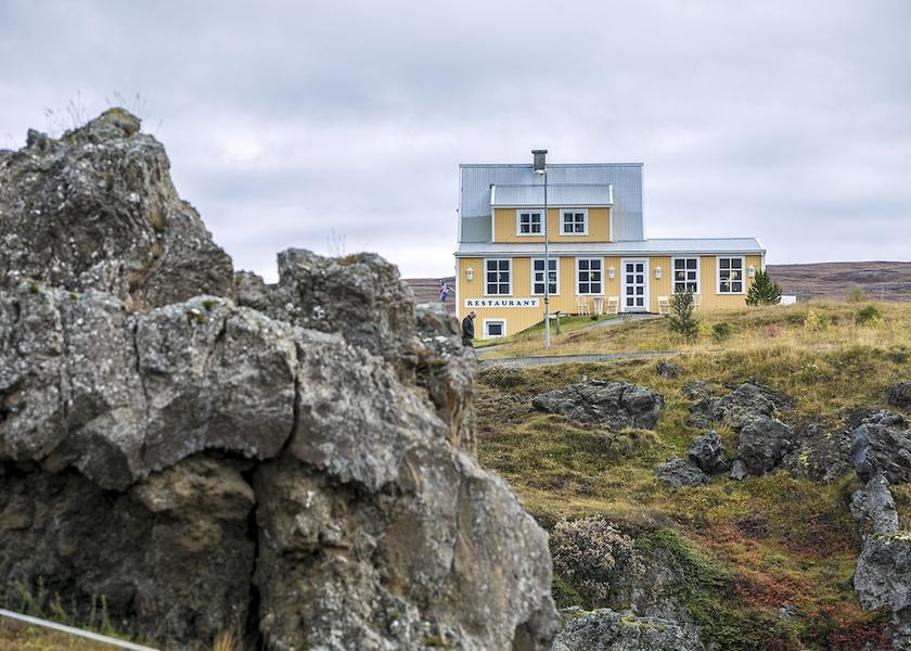 Northeast Region Laugar Exterior Detail