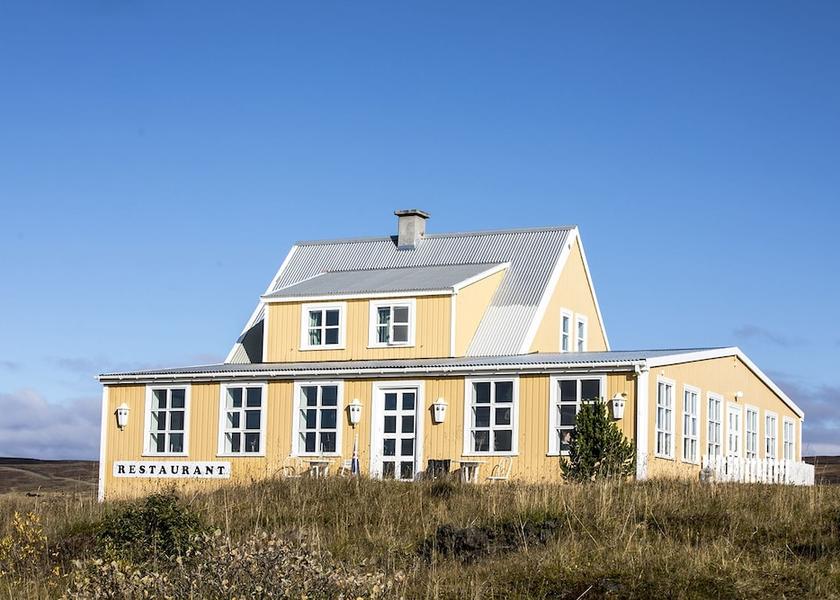 Northeast Region Laugar Facade