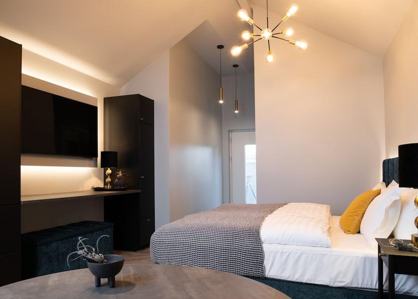 Southern Peninsula Reykjavik Room