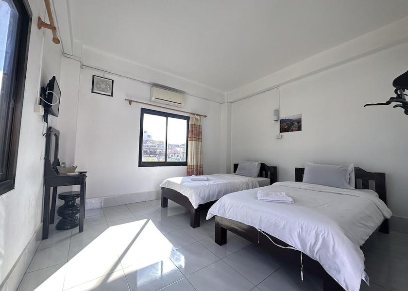  Vang Vieng Room