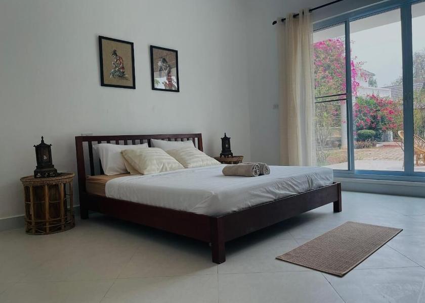 Vientiane Room