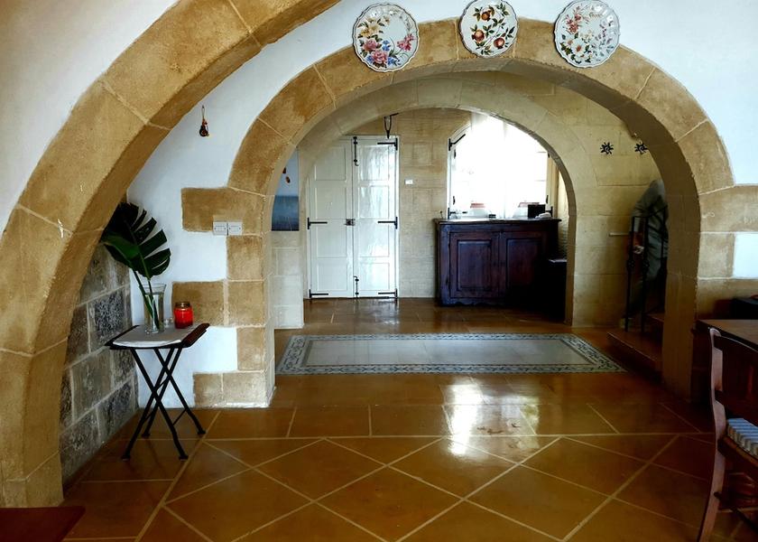  Gharb Interior Entrance