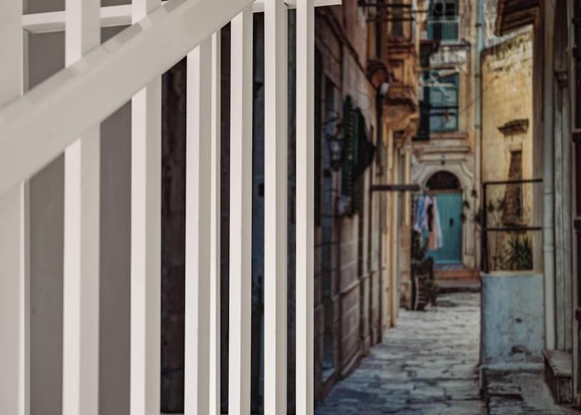 Central Region Gzira Interior detail