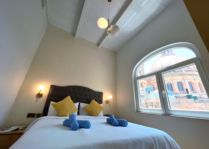  Valletta Room