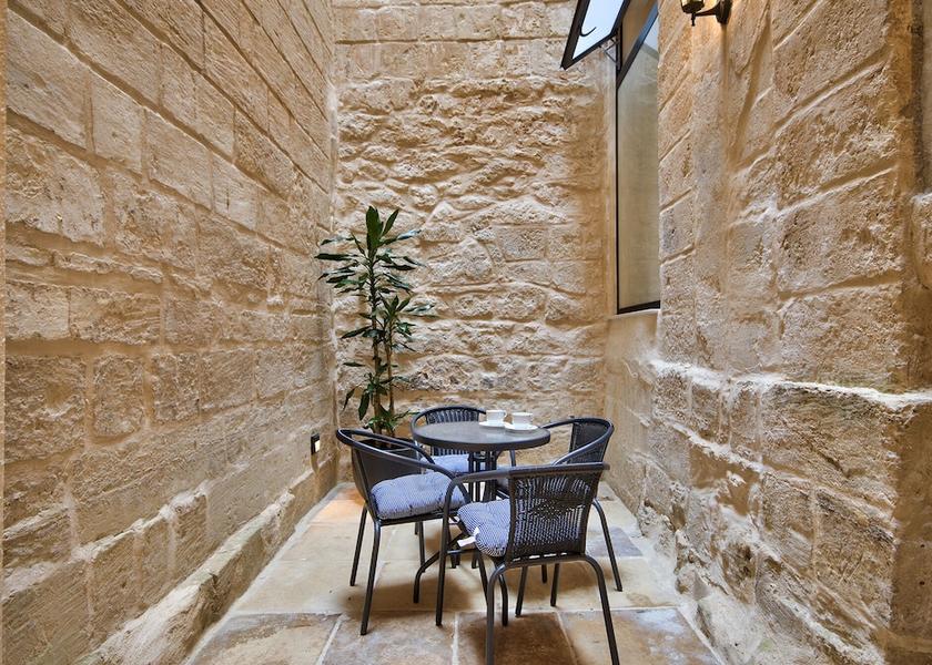  Valletta Exterior Detail