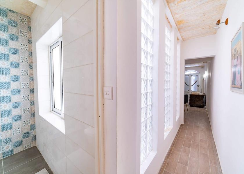  Valletta Interior Entrance