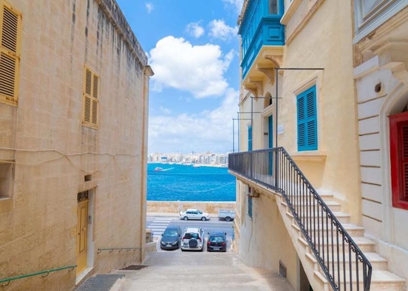  Valletta Exterior Detail