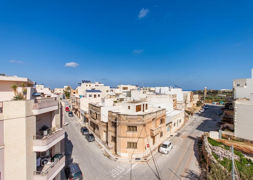  Kalkara Exterior Detail