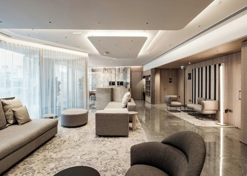 Central Region St. Julian's Lobby lounge