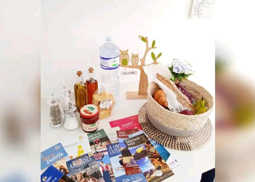  Zurrieq Interior Entrance