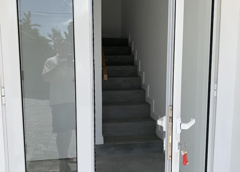 MU Calodyne Interior Entrance