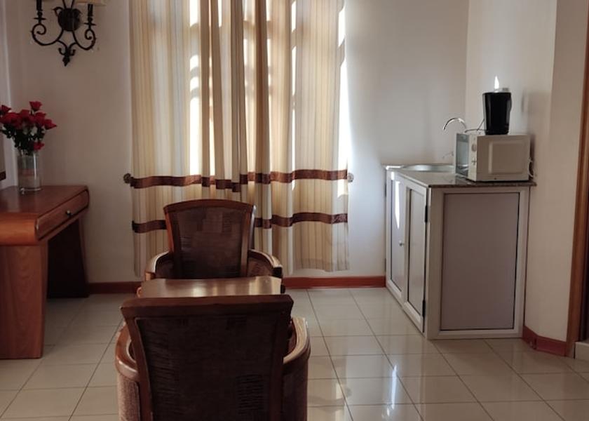 MU Flic-en-Flac Room