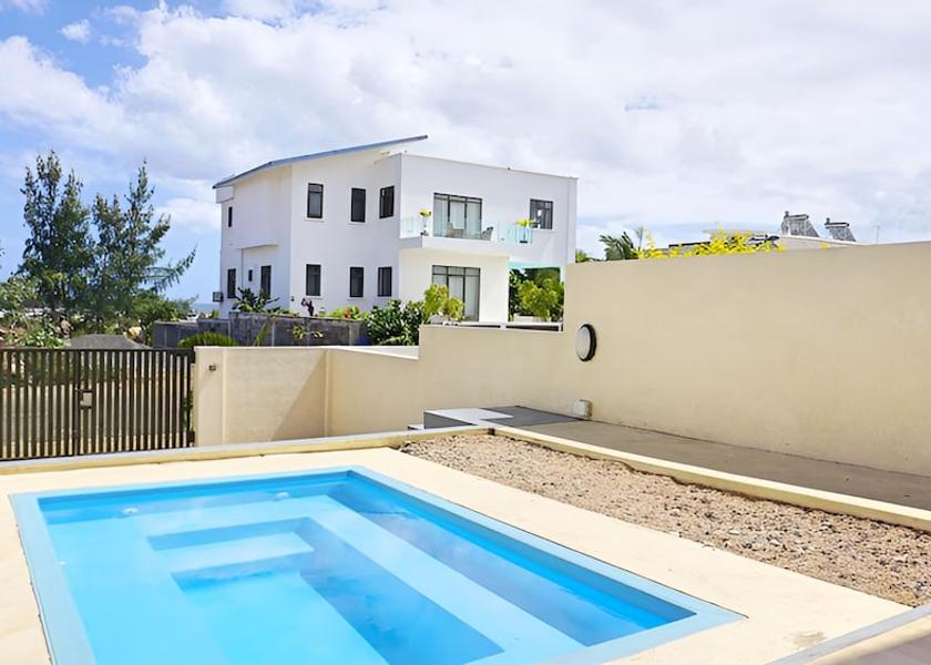 MU Flic-en-Flac Primary image