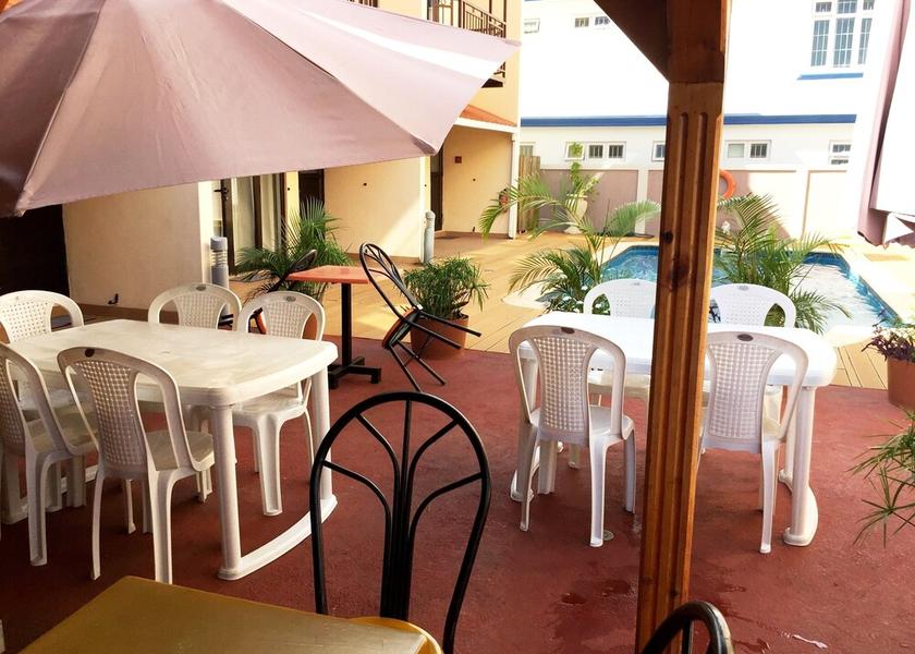 MU Flic-en-Flac Exterior Detail