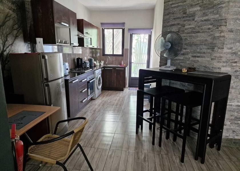 MU Flic-en-Flac Kitchen